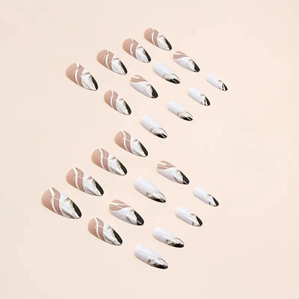 24 Pieces Fake Press On Nails